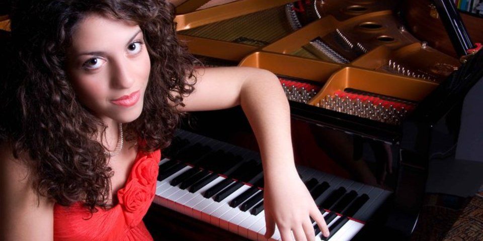 Beatrice Rana pianista Orchestra Sinfonica Siciliana